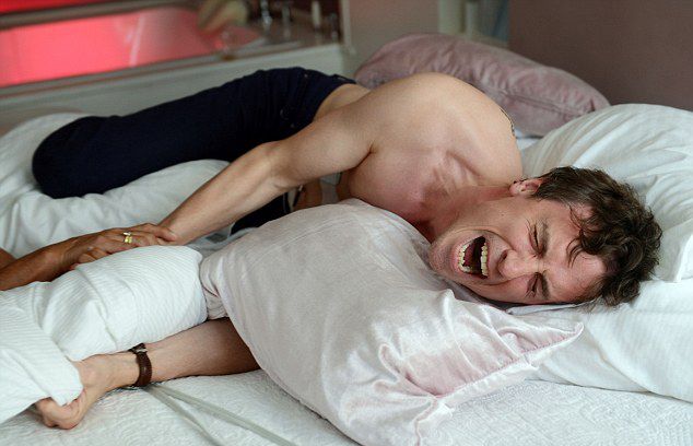 荷蘭男子體驗女性分娩痛 荷蘭男子體驗女性分娩痛