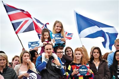 最新民意調(diào)查結(jié)果顯示，反獨(dú)陣營(yíng)的支持率繼續(xù)領(lǐng)先。