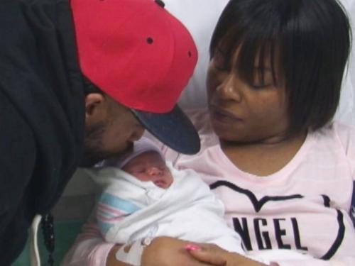 俄亥俄州一對同為元旦生日的夫妻，就在剛剛過去的1月1日，又生下了自己的女兒。