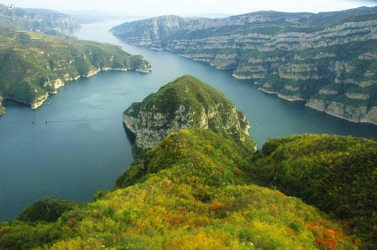 到黃河三峽“飛”黃河、拜孔子、探溶洞