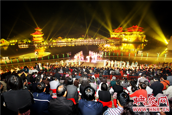 中國(guó)旅游日 《大宋·東京夢(mèng)華》半價(jià)惠民