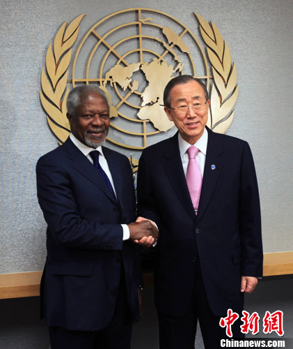 當(dāng)?shù)貢r間2月29日，前任聯(lián)合國秘書長科菲·安南抵達(dá)紐約聯(lián)合國總部，與現(xiàn)任聯(lián)合國秘書長潘基文就敘利亞問