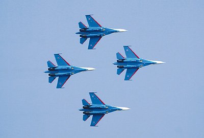 珠海航展今日開幕 空軍先進戰(zhàn)機無人機亮相