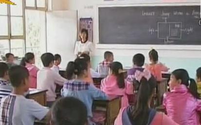 老師：您的工資和績(jī)效要漲了！