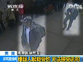 波士頓爆炸案：嫌疑人喉嚨受傷 無(wú)法接受訊問(wèn)