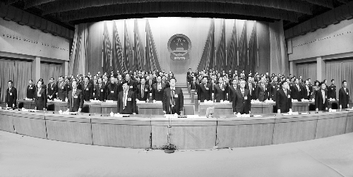 　1月20日下午，省十二屆人大三次會(huì)議閉幕　河南日報(bào)記者 郭宇/攝