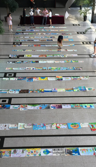 第12屆“我的快樂(lè)祖國(guó)”大型公益兒童繪畫活動(dòng)收官