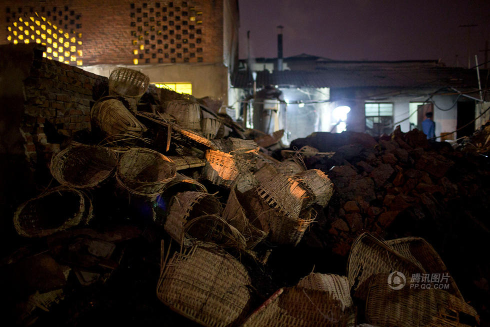 昆明“毒米線(xiàn)”二氧化硫嚴(yán)重超標(biāo)