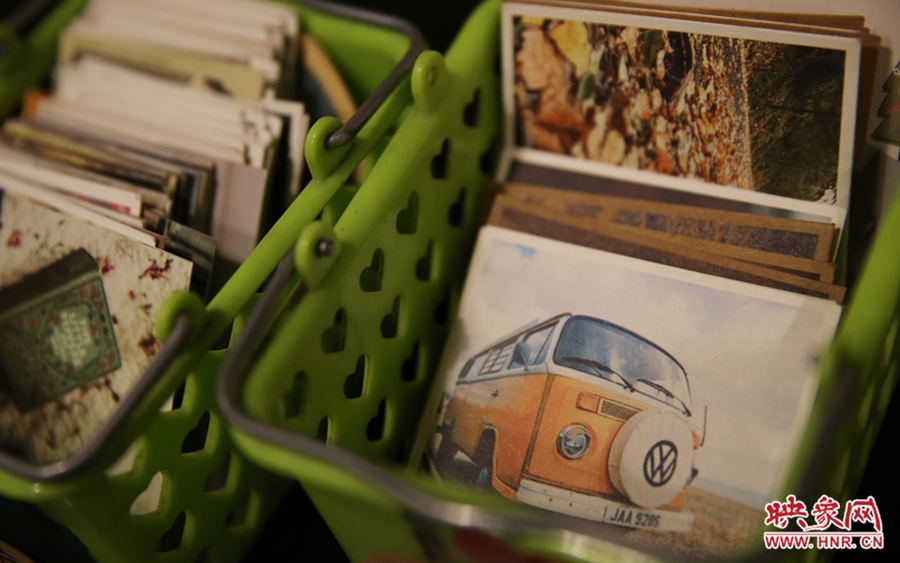 書店內(nèi)出售的書簽。