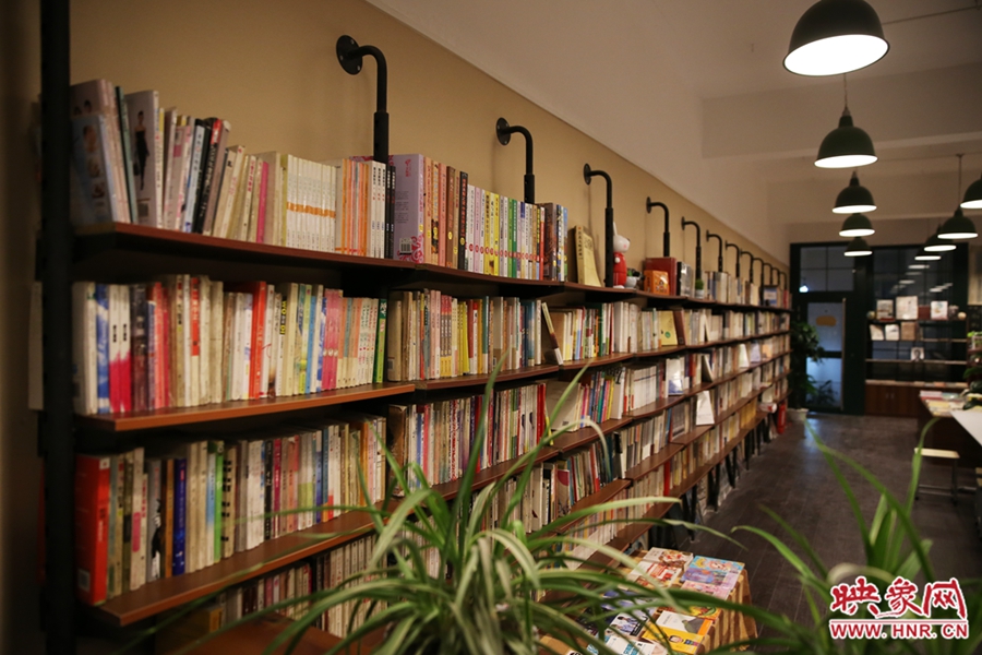 書店內(nèi)的裝飾。