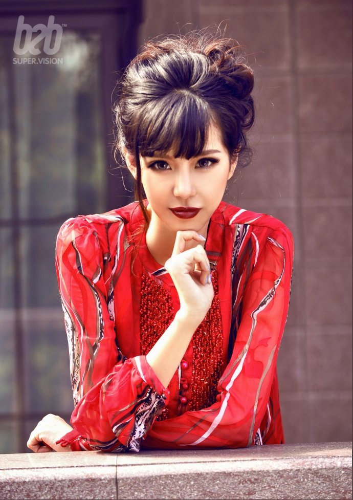 工大最美?；ㄍπ爻鲧R破底線